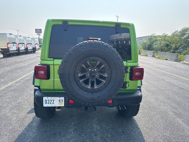 Used 2025 Jeep Wrangler Unlimited Rubicon 392 image 4