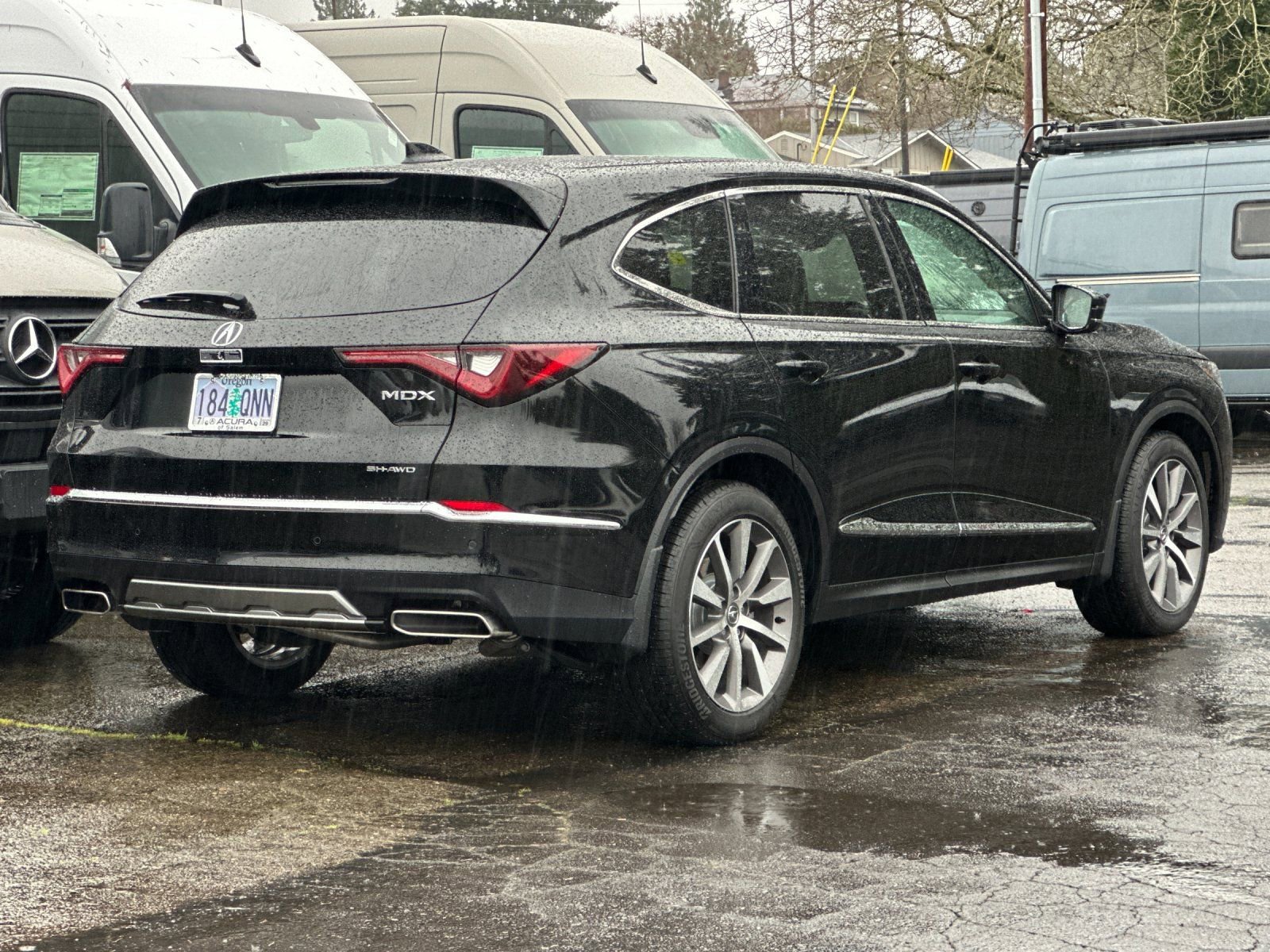 Used 2025 Acura MDX w/ Technology Package image 3