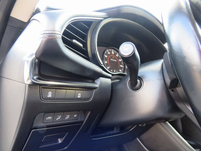 Used 2023 MAZDA MAZDA3 s image 31