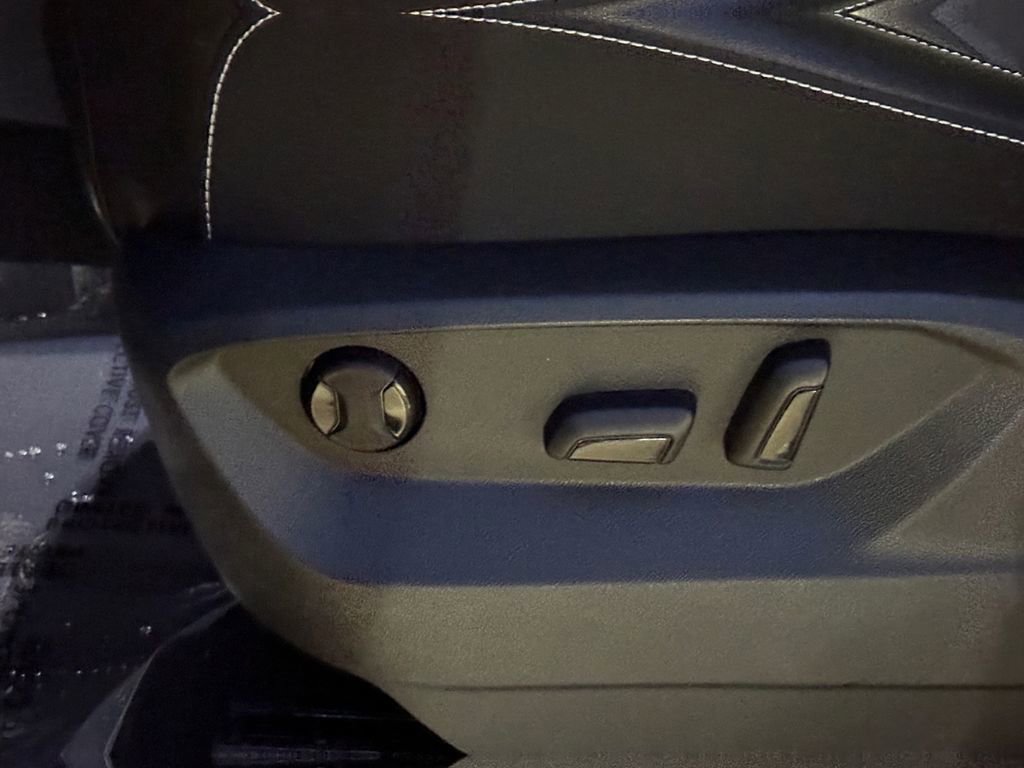 Used 2024 Volkswagen Atlas SE image 10