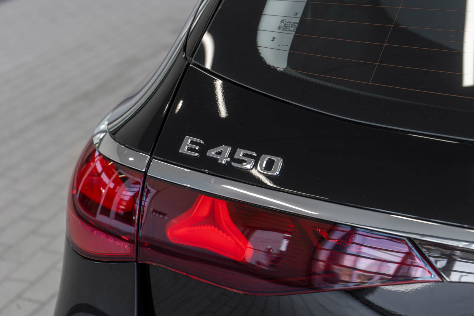 New 2025 Mercedes-Benz E 450 4MATIC All-Terrain Wagon image 21