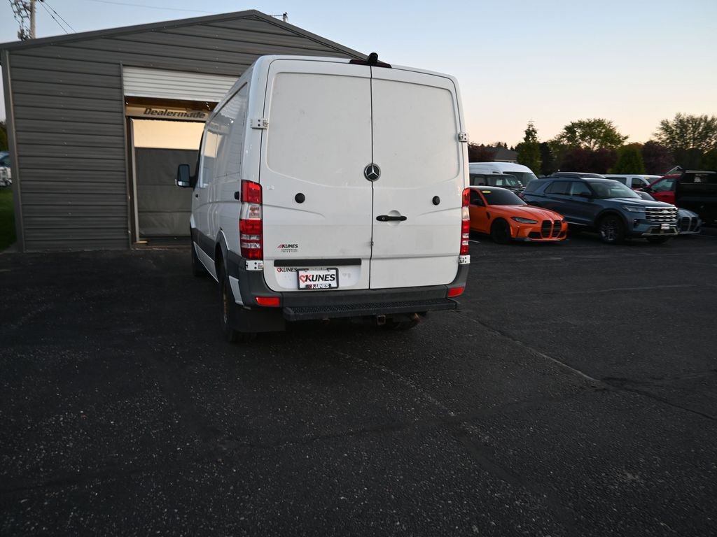 Used 2017 Mercedes-Benz Sprinter 144 Cargo image 21
