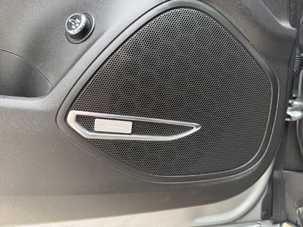 Used 2023 Buick Envision Avenir AWD/4WD image 36