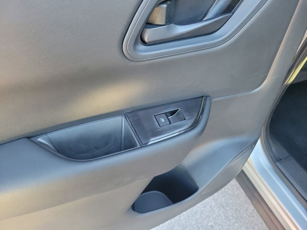 Certified 2025 Nissan Rogue S image 12