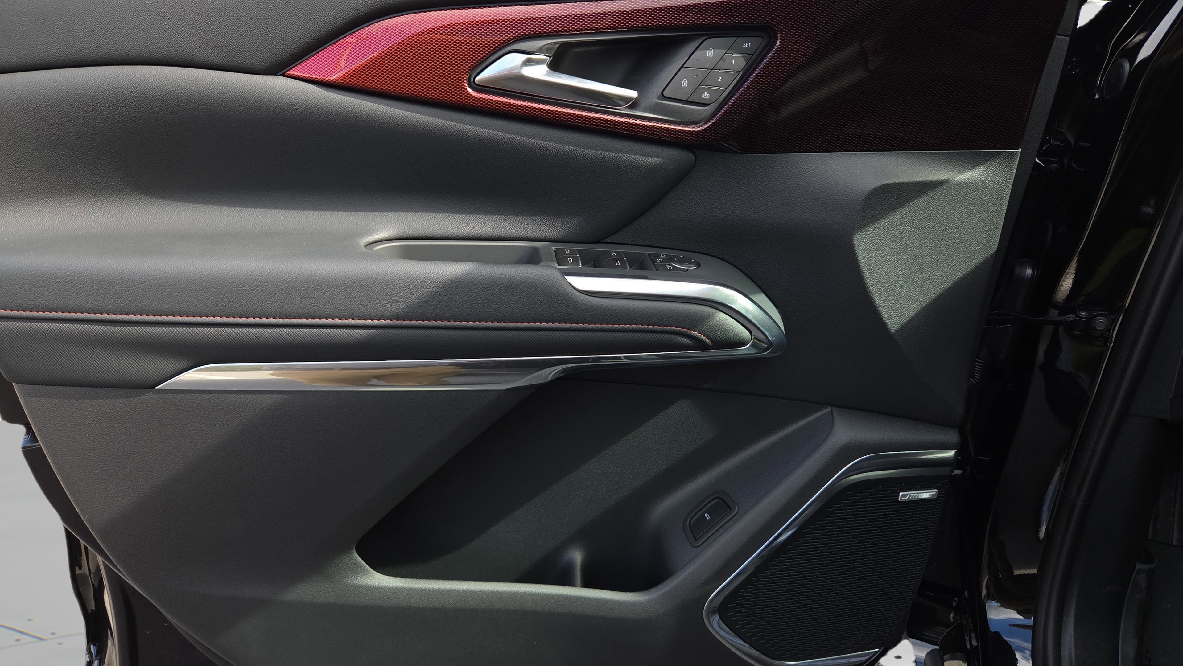 New 2026 Chevrolet Traverse RS w/ LPO, Floor Liner Package image 18