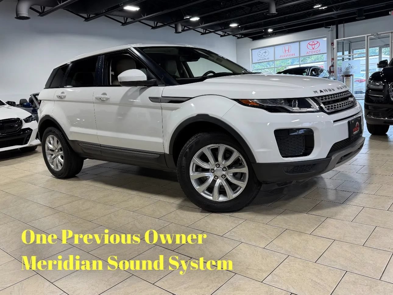 Used 2018 Land Rover Range Rover Evoque SE AWD/4WD image 1