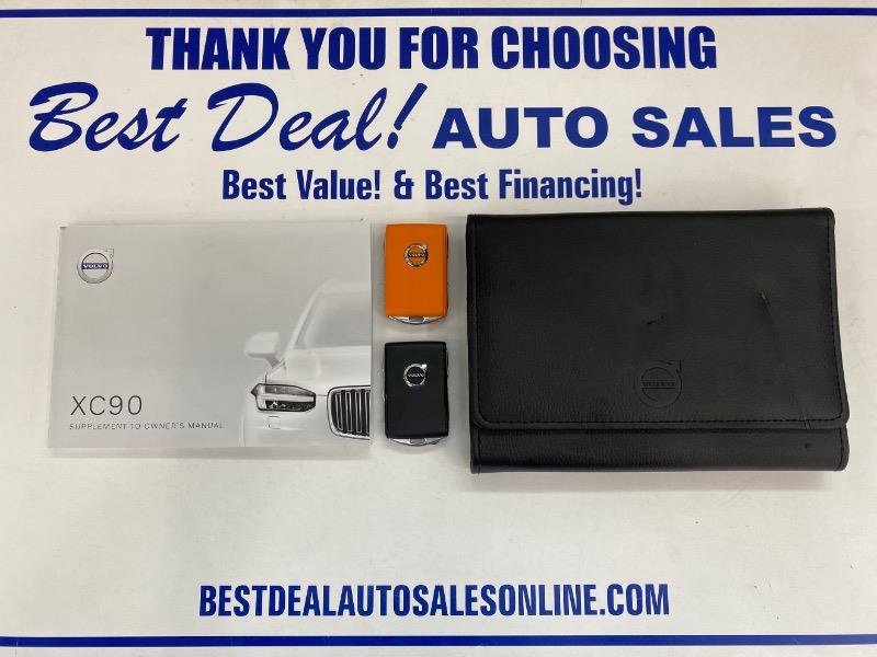 Used 2021 Volvo XC90 T5 Momentum w/ Climate Package image 32