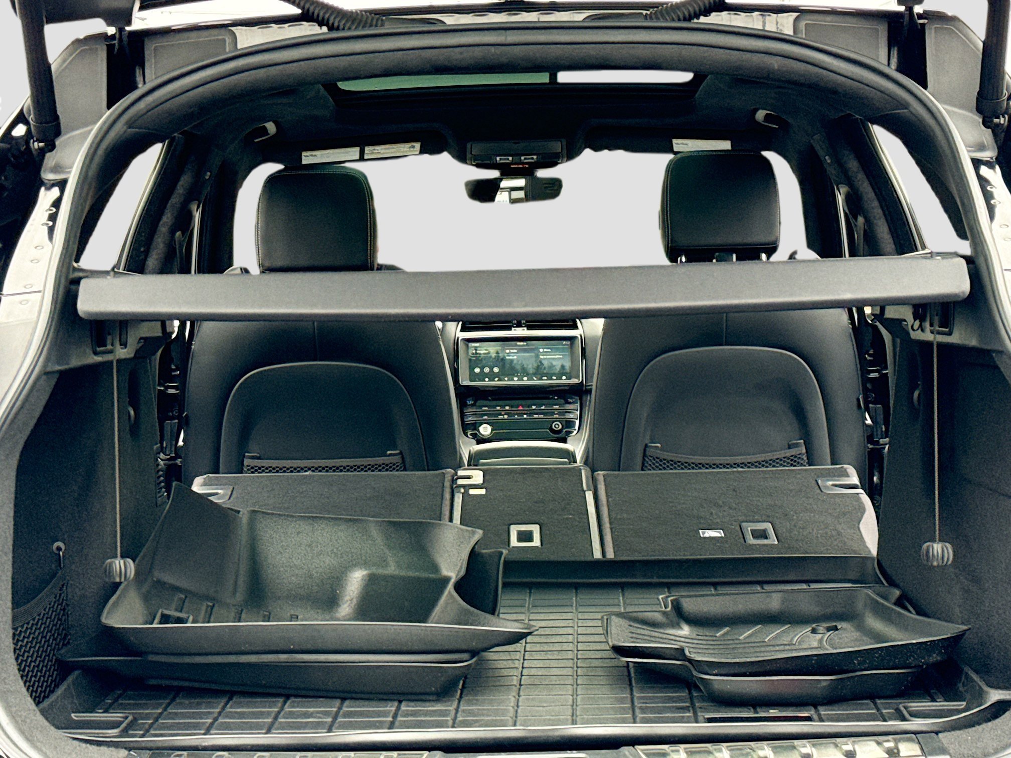 Used 2020 Jaguar F-PACE S image 7