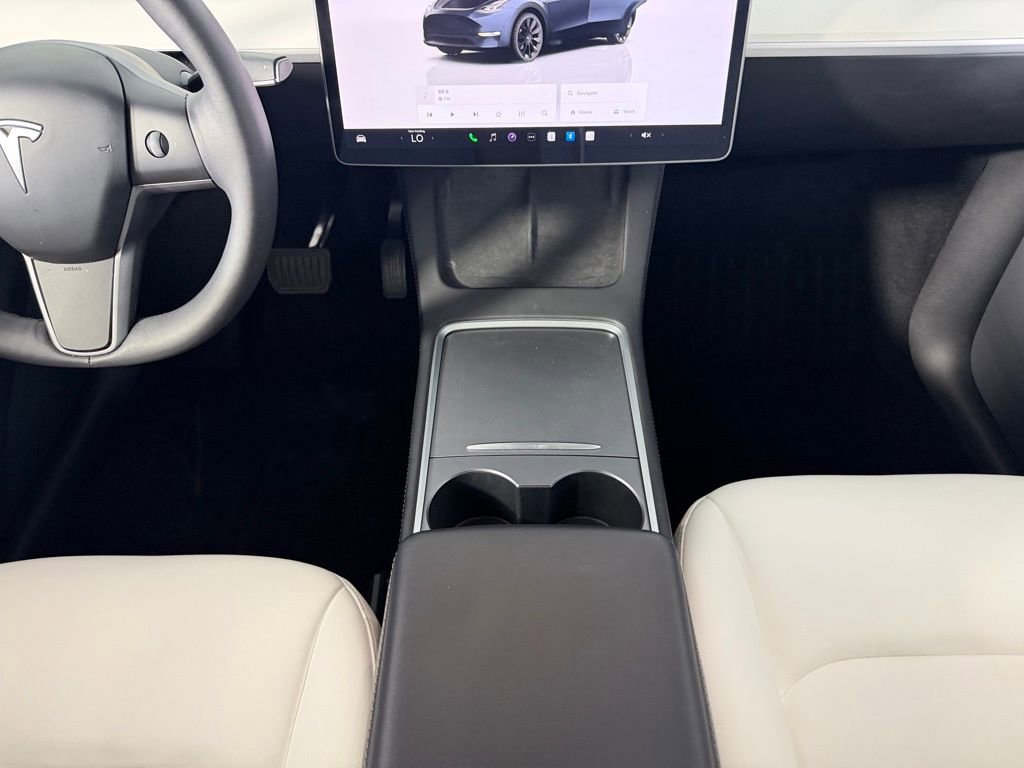 Used 2024 Tesla Model Y Long Range image 15