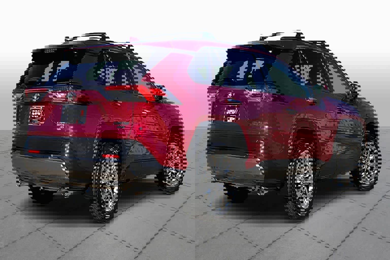 Used 2021 Toyota RAV4 Limited image 13