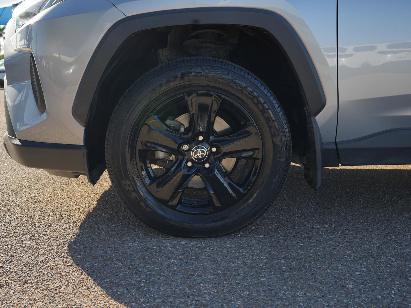 Used 2022 Toyota RAV4 XLE FWD image 10