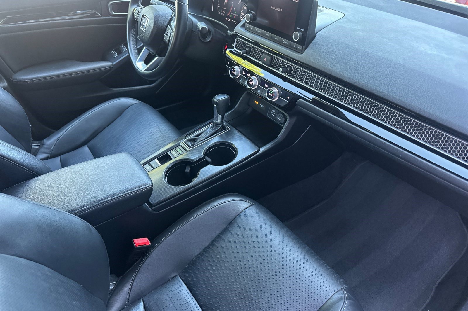 Used 2023 Honda Civic EX-L image 18