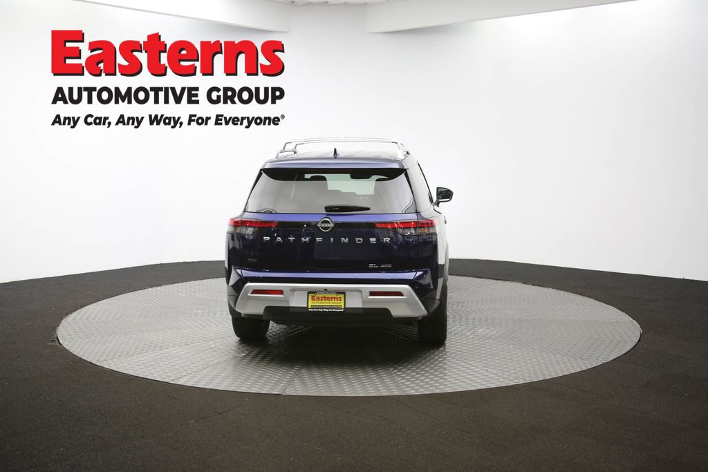 Used 2024 Nissan Pathfinder SL AWD/4WD image 38