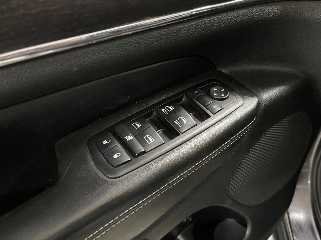 Used 2014 Jeep Grand Cherokee Limited AWD/4WD image 28