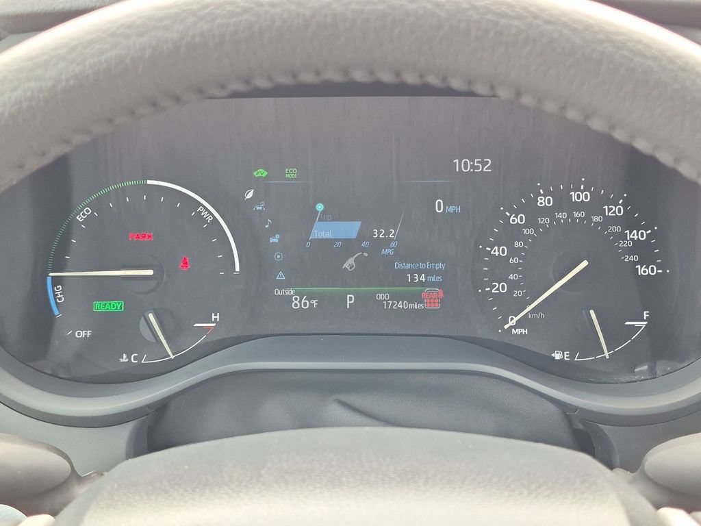Used 2026 Toyota Sienna XLE FWD image 27