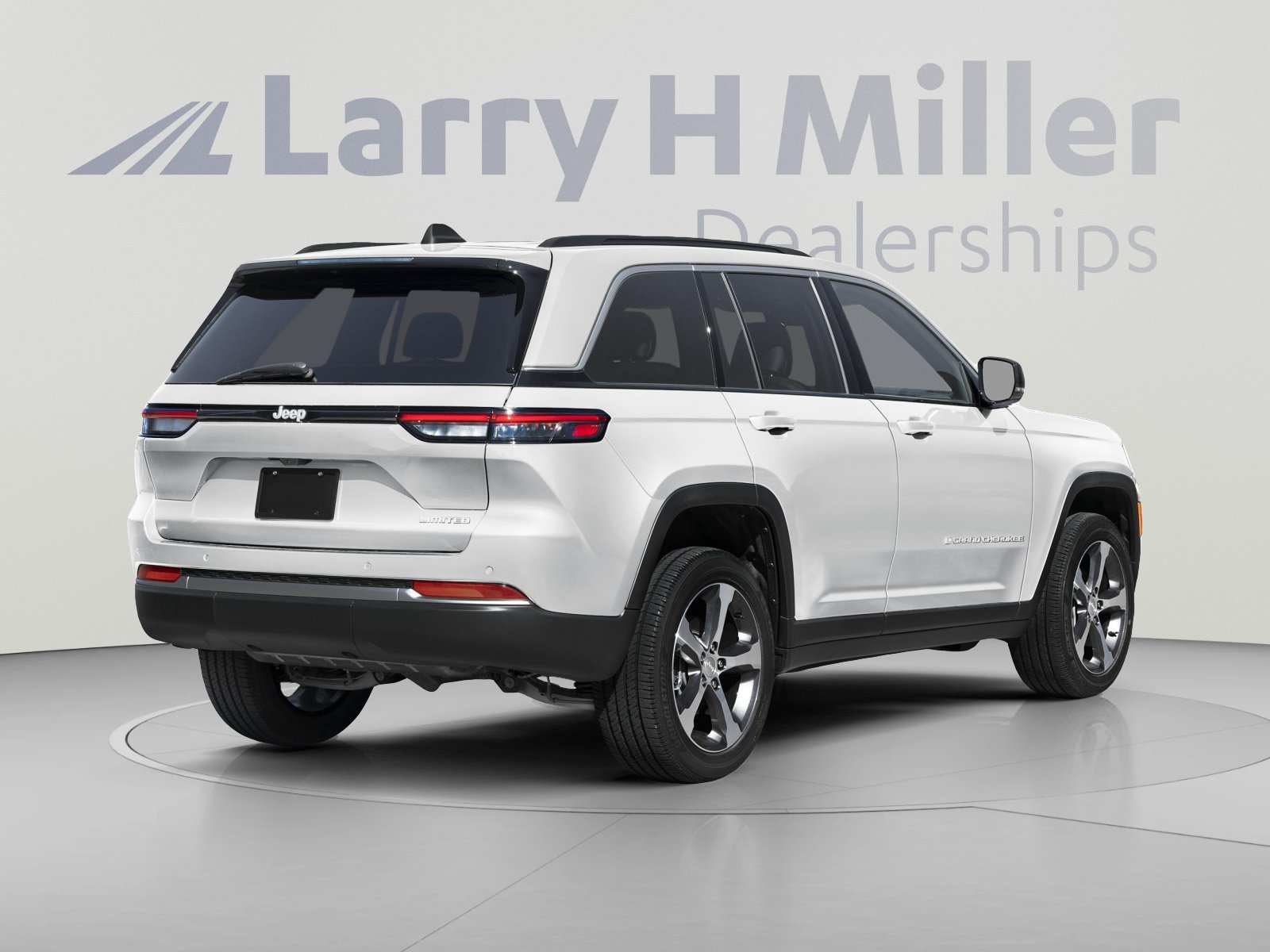 New 2026 Jeep Grand Cherokee Limited AWD/4WD image 2