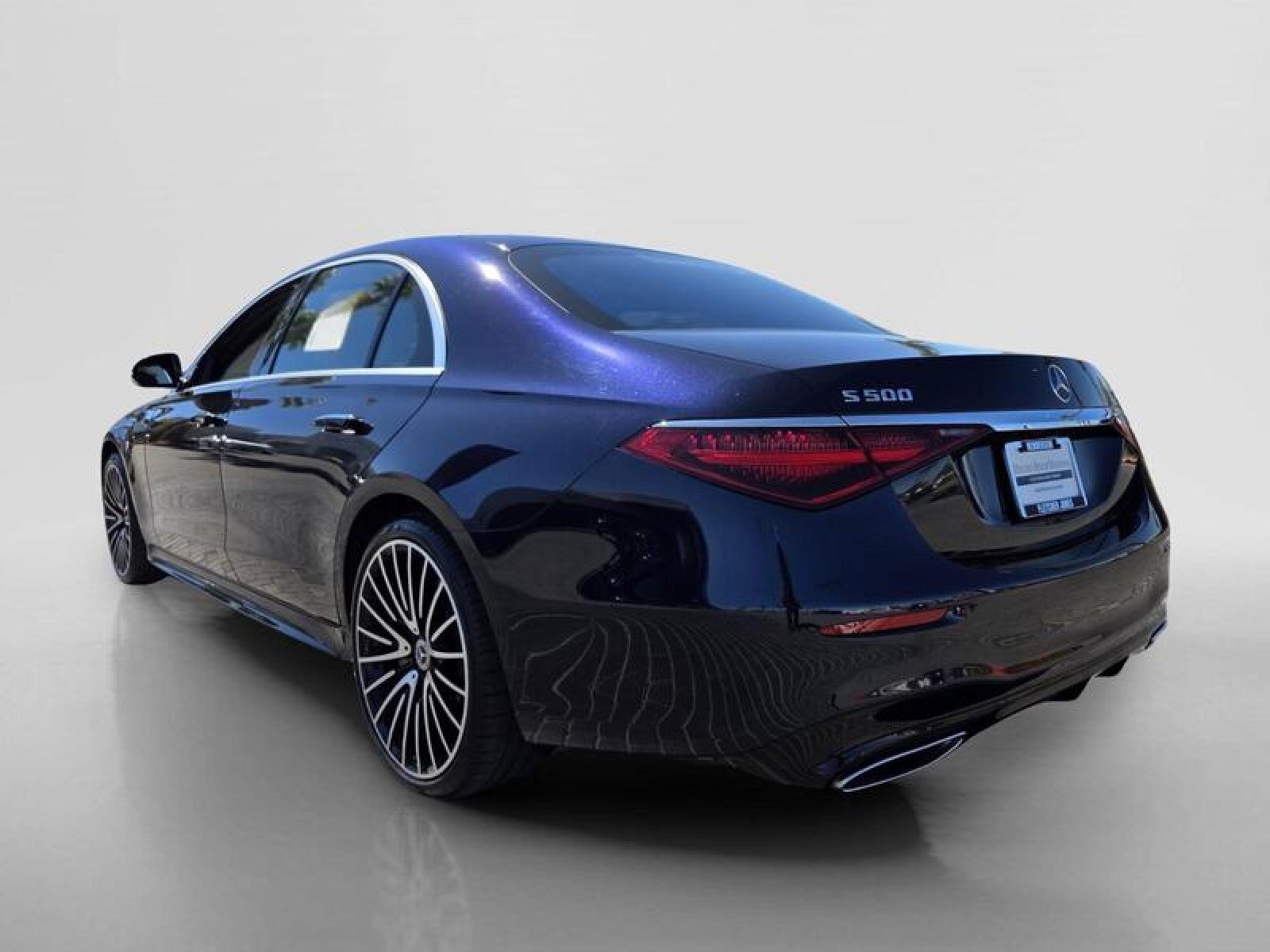 Certified 2022 Mercedes-Benz S 500 4MATIC image 3
