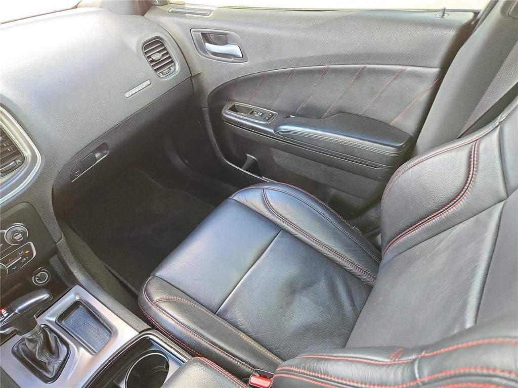 Used 2022 Dodge Charger R/T w/ Blacktop Package RWD image 16