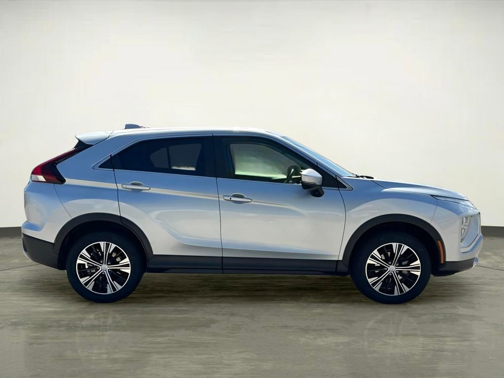 Used 2022 Mitsubishi Eclipse Cross SE AWD/4WD image 12