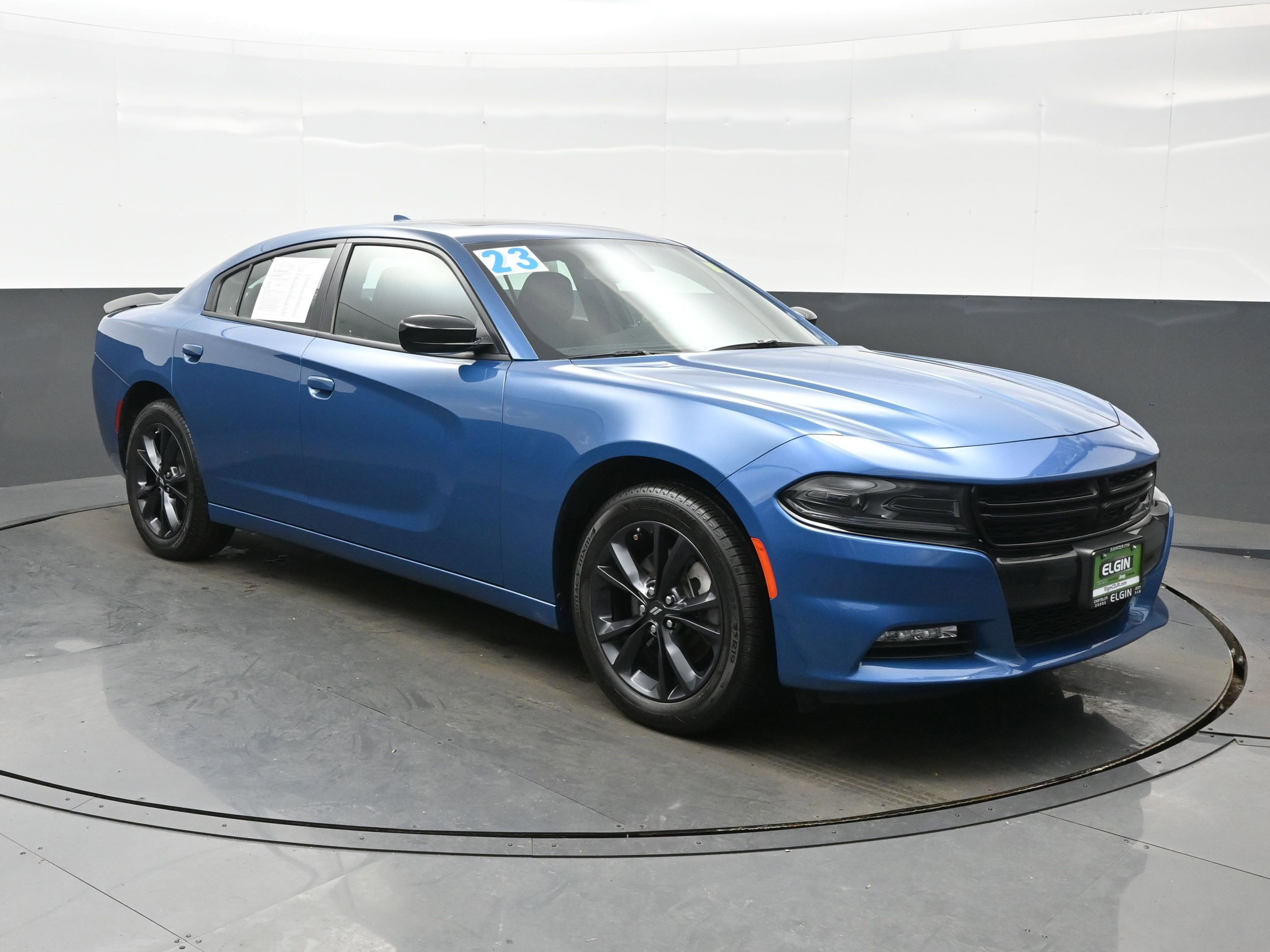 Used 2023 Dodge Charger SXT w/ Blacktop Package image 8