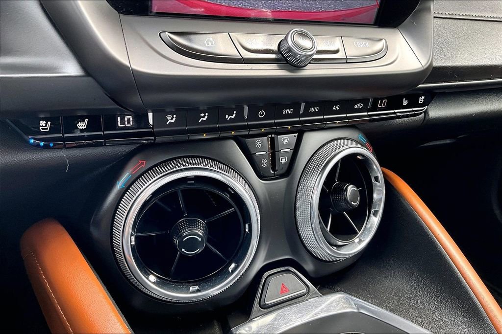 Used 2017 Chevrolet Camaro SS RWD image 28