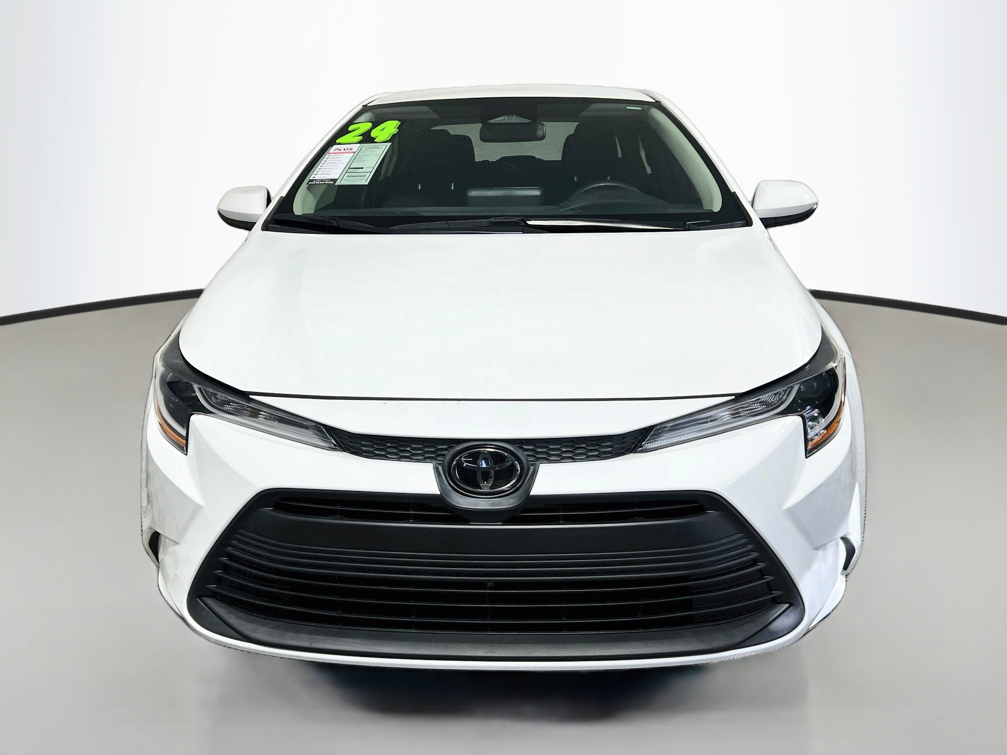 Used 2024 Toyota Corolla LE FWD image 10