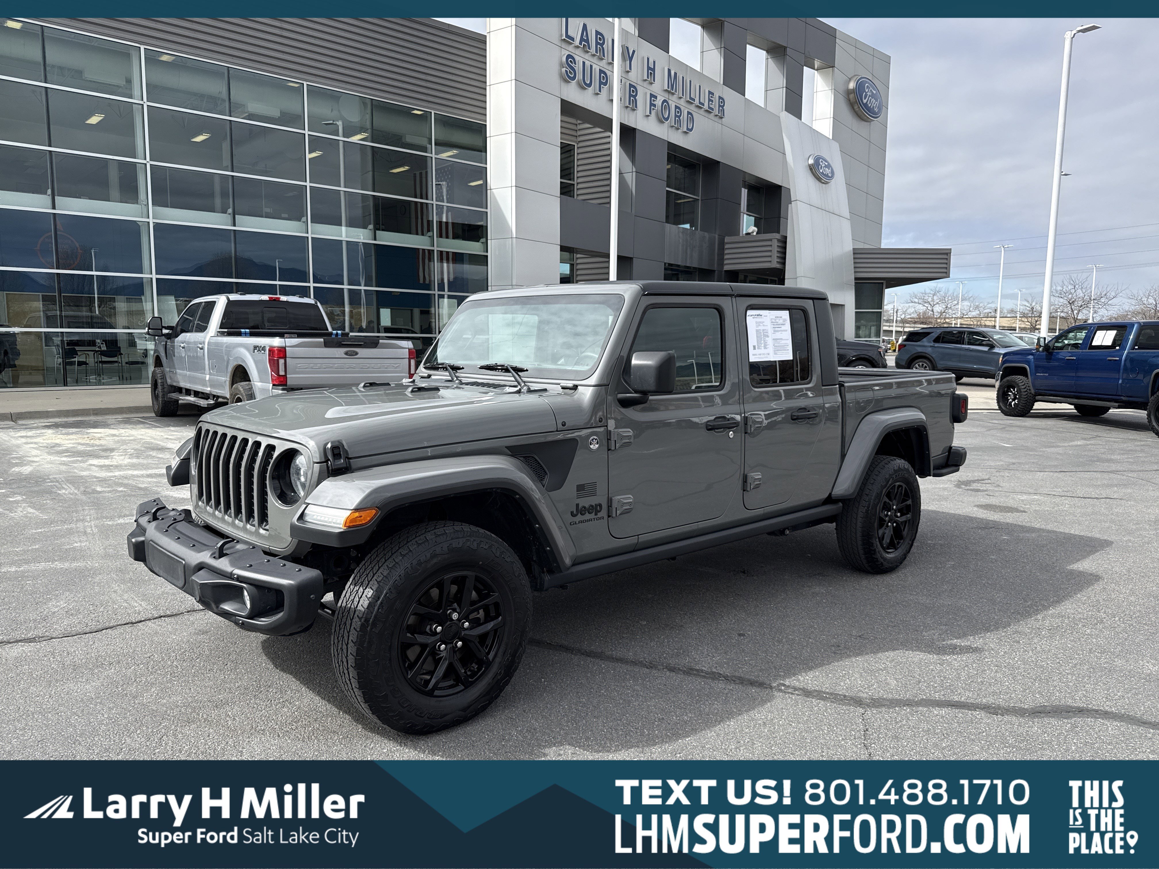 Used 2023 Jeep Gladiator Sport image 1