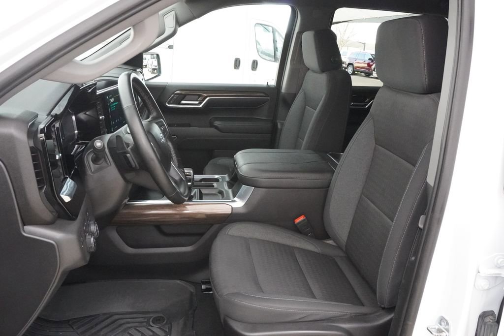 Used 2023 Chevrolet Silverado 1500 LT Trail Boss w/ Convenience Package II image 29