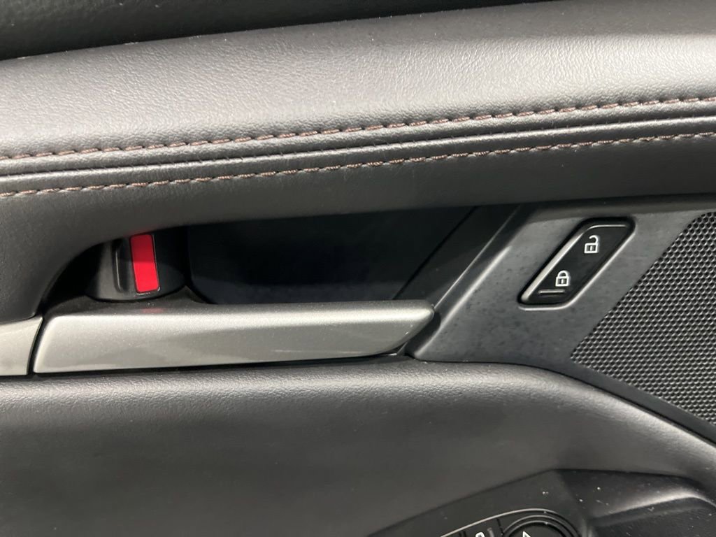 Used 2024 MAZDA MAZDA3 s image 12