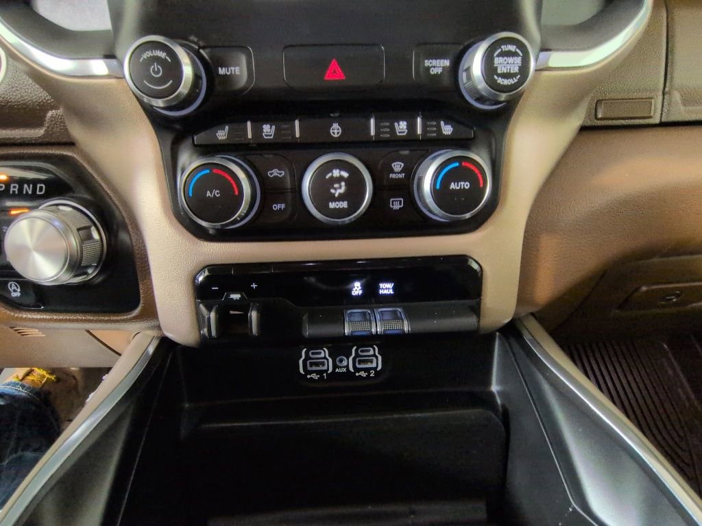 Used 2021 RAM 1500 Laramie AWD/4WD image 17