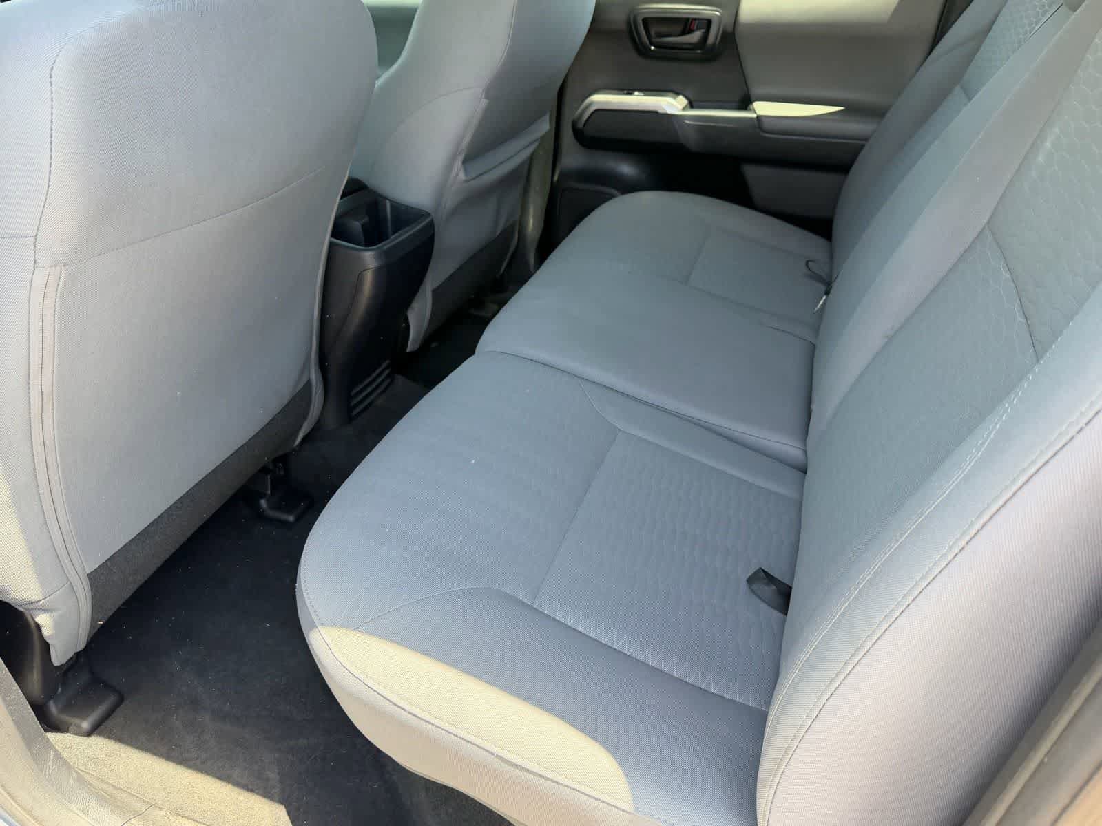 Used 2019 Toyota Tacoma SR5 AWD/4WD image 16