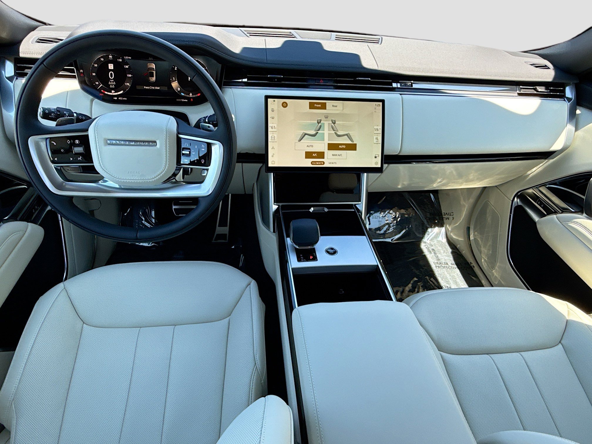New 2026 Land Rover Range Rover Long Wheelbase SE AWD/4WD image 16