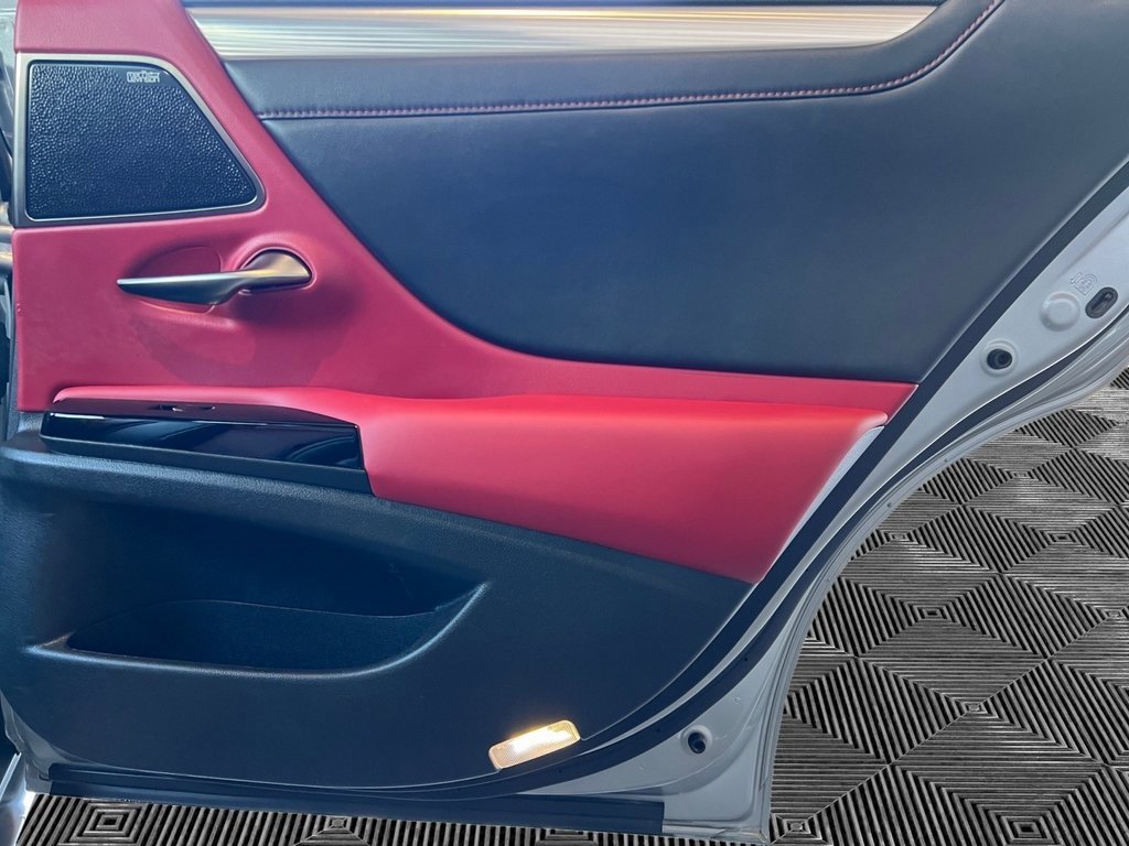 Used 2022 Lexus ES 350 F Sport image 16