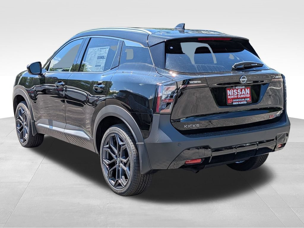 New 2026 Nissan Kicks SR w/ SR Premium Package AWD/4WD image 11