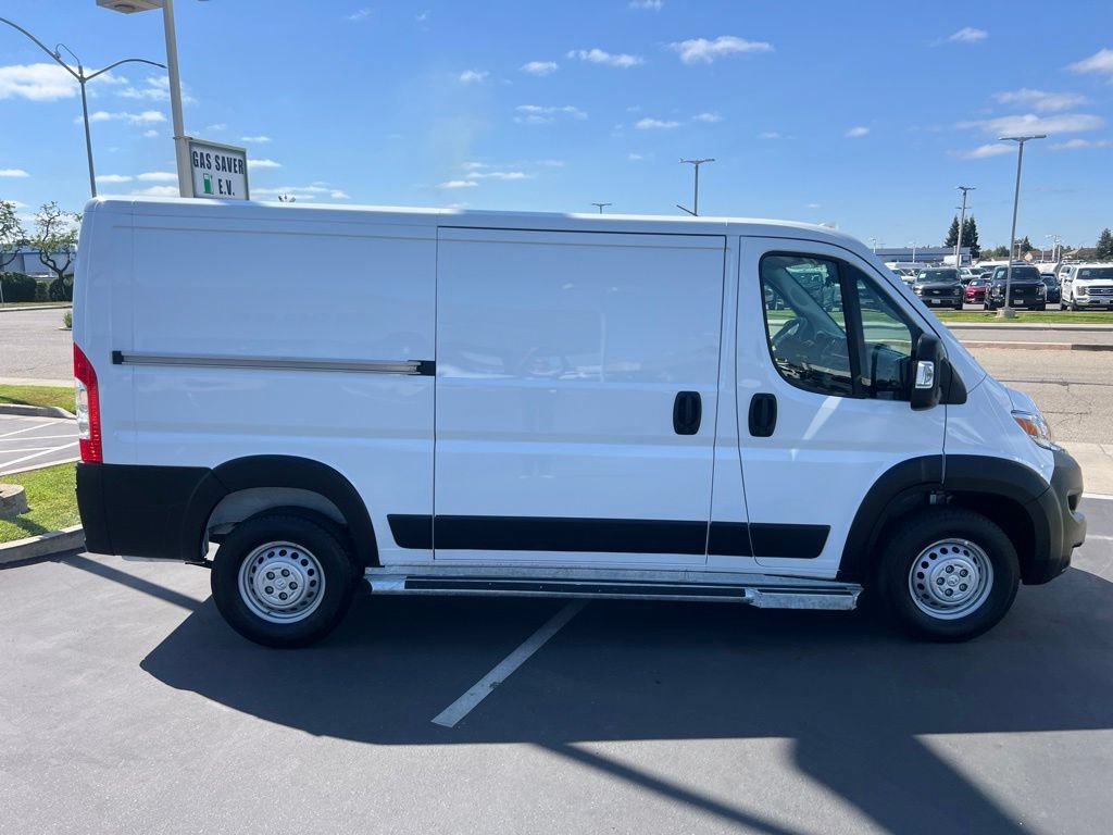 Used 2025 RAM ProMaster 2500 w/ U-Haul Equipment Group FWD image 15