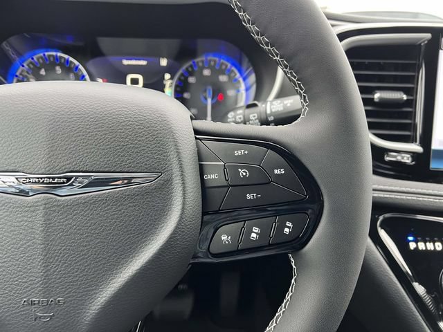 New 2026 Chrysler Pacifica Select w/ S Appearance Package AWD/4WD image 20