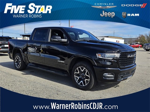 Used 2025 RAM 1500 Laramie w/ Sport Appearance Package