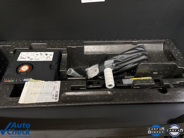 Used 2023 Audi e-tron Premium Plus w/ Premium Plus Package image 94