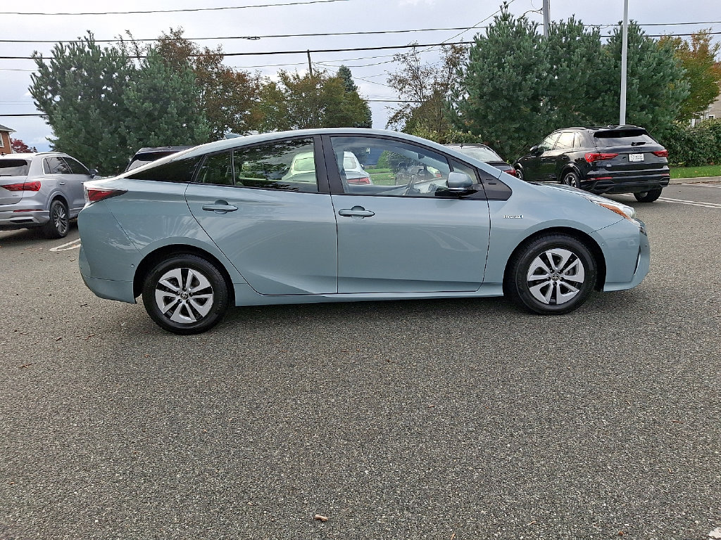 Used 2018 Toyota Prius Four w/ Advanced Technology Package FWD image 10