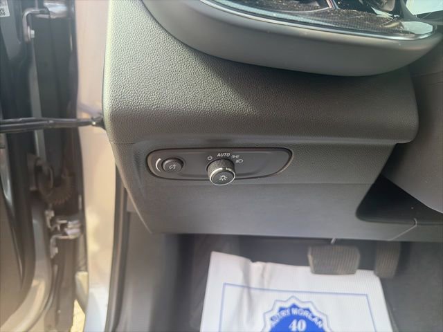 Used 2021 Buick Envision Preferred FWD image 19