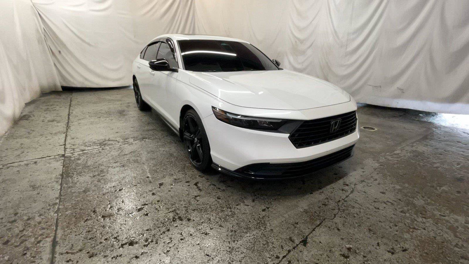 Used 2023 Honda Accord Sport image 1