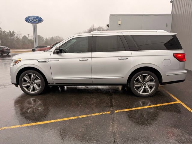 Used 2019 Lincoln Navigator L Reserve AWD/4WD image 7