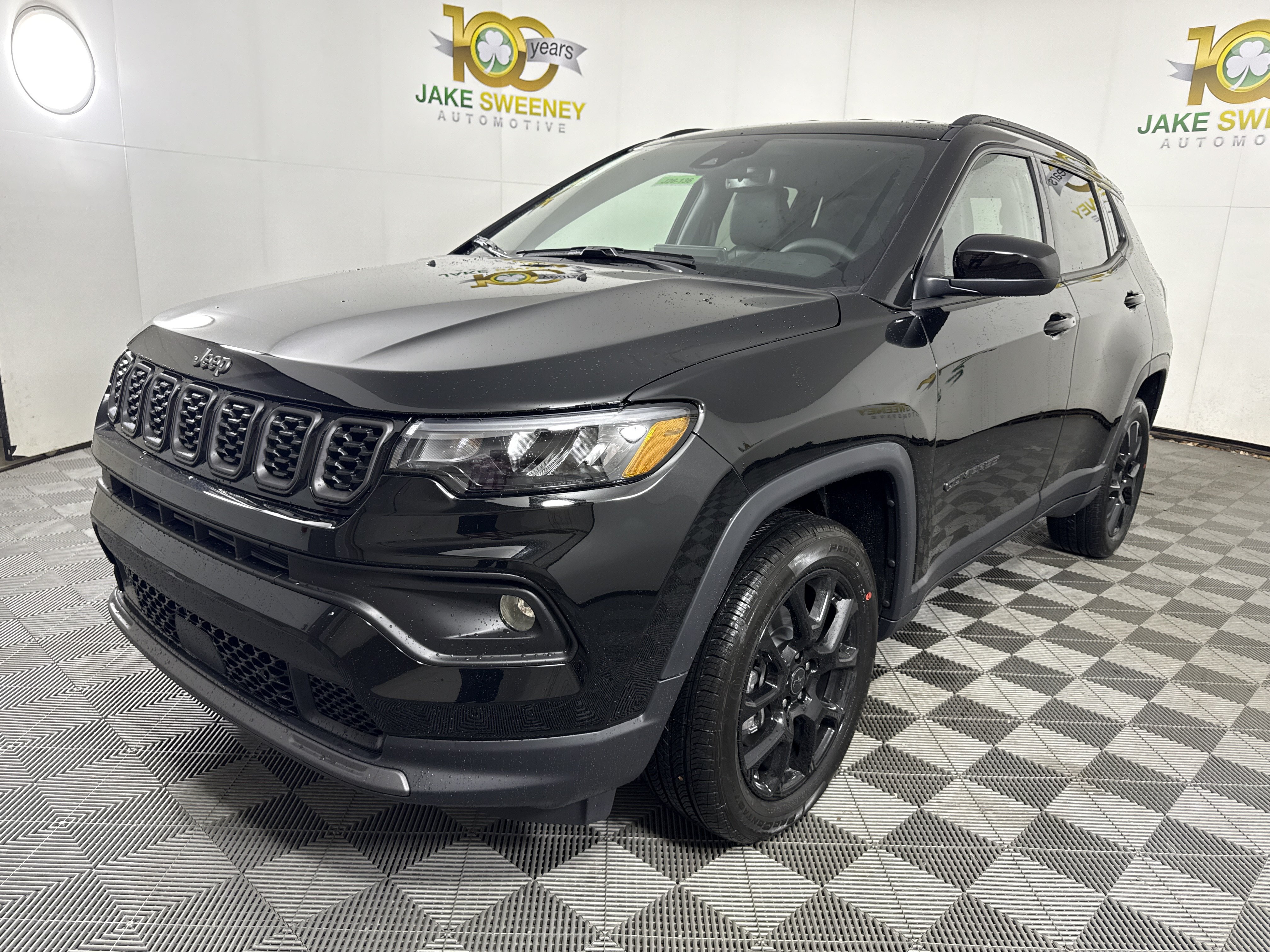 New 2026 Jeep Compass Latitude AWD/4WD image 4