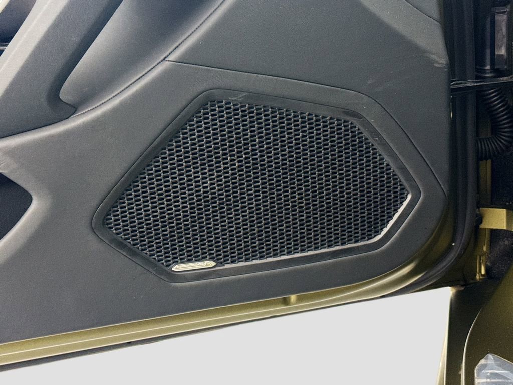 Used 2024 Lamborghini Huracan EVO AWD/4WD image 19