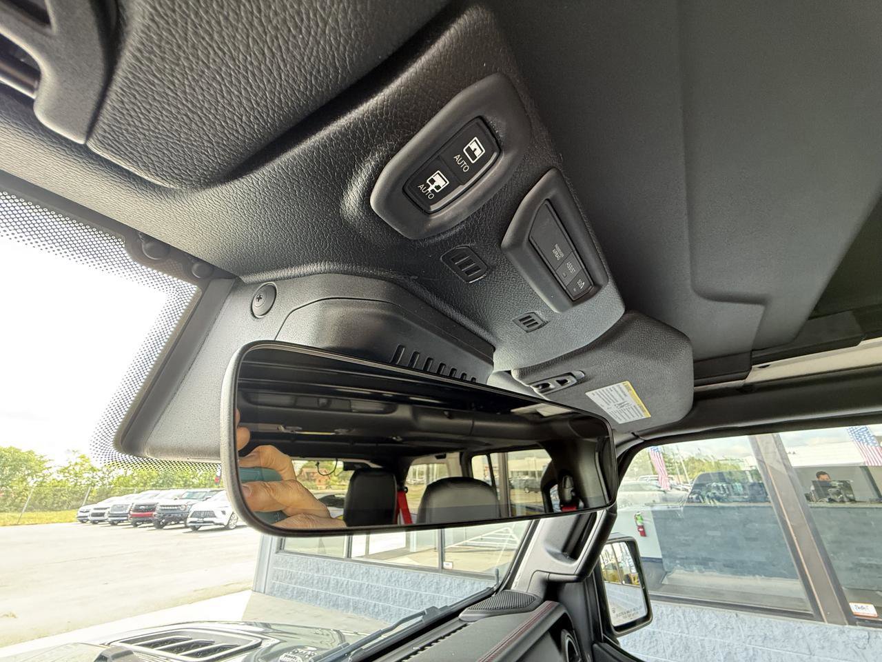 Used 2020 Jeep Wrangler Unlimited Rubicon w/ Quick Order Package 28Y Recon AWD/4WD image 34