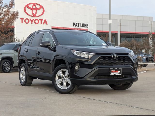 Used 2019 Toyota RAV4 XLE image 2