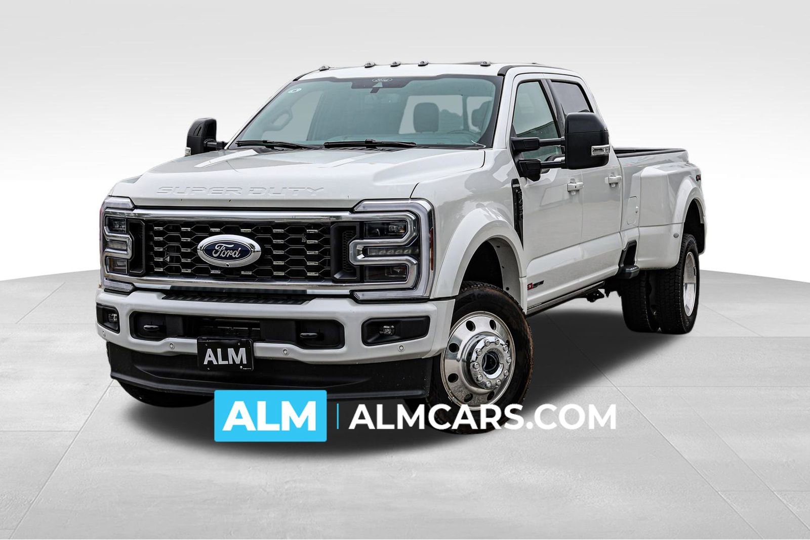 Used 2025 Ford F450 Platinum image 1