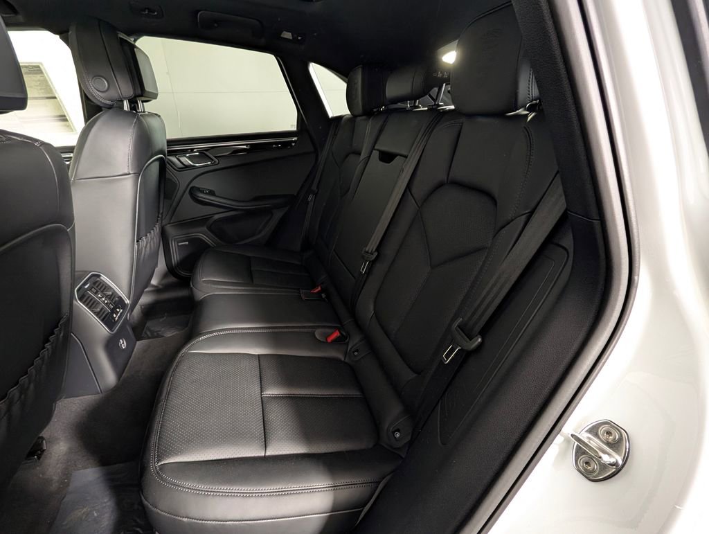 New 2026 Porsche Macan S image 24