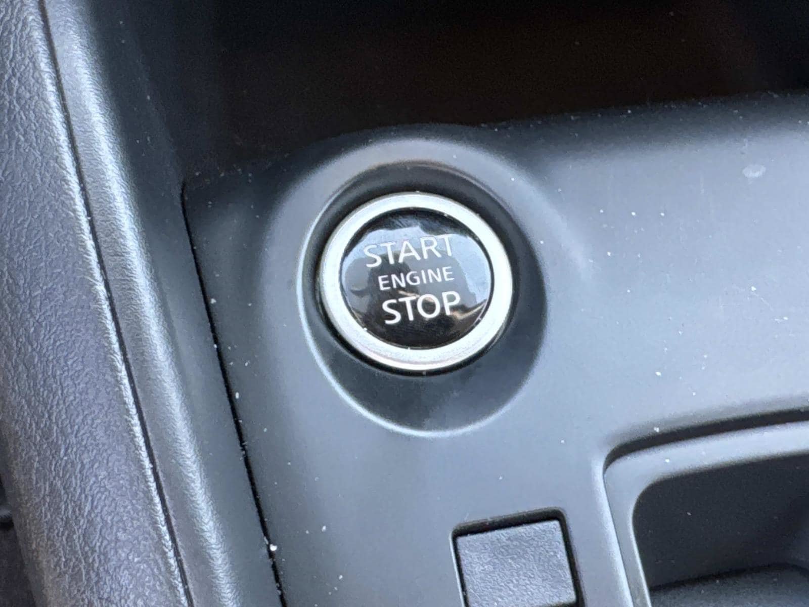 Used 2025 Nissan Kicks Play S FWD image 36