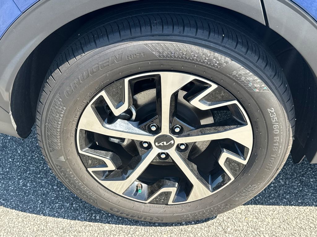 Used 2024 Kia Sportage EX image 17
